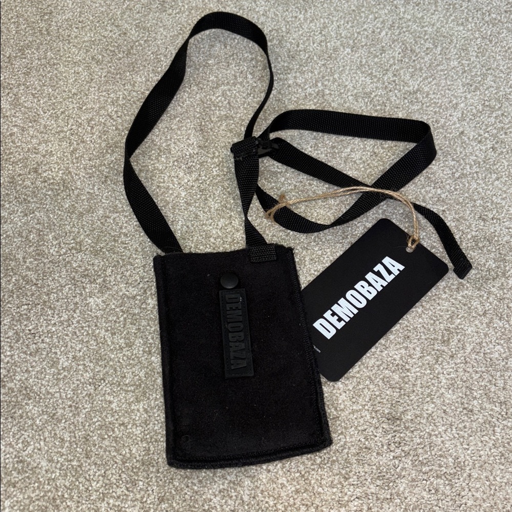 Demobazza adjustable strap  crossbody phone bag in Suede NWT